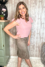 Load image into Gallery viewer, Dotted Cutout Flutter Sleeve Top