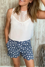 Load image into Gallery viewer, Scalloped Pocket Shorts