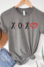 Load image into Gallery viewer, "XOXO" Tee