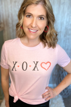 Load image into Gallery viewer, "XOXO" Tee