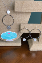 Load image into Gallery viewer, Cube Bead Circle Earrings
