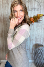 Load image into Gallery viewer, Raglan Plaid Sleeve Waffle Top
