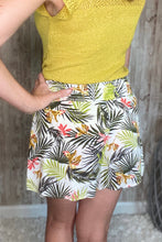 Load image into Gallery viewer, Tiki Chic Shorts
